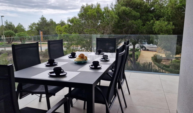 Odsprzedaż - Mieszkanie w bloku - Orihuela - Las Colinas Golf