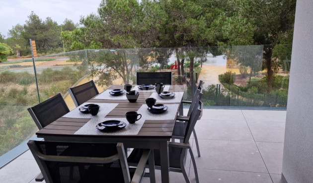 Odsprzedaż - Mieszkanie w bloku - Orihuela - Las Colinas Golf