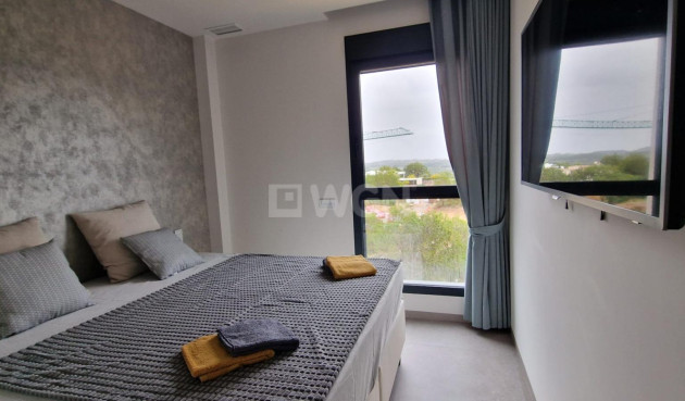 Odsprzedaż - Mieszkanie w bloku - Orihuela - Las Colinas Golf