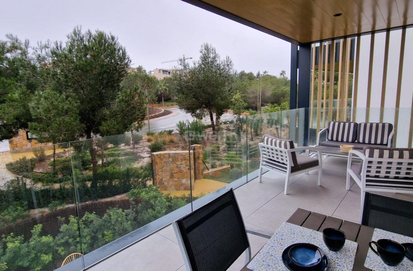 Odsprzedaż - Mieszkanie w bloku - Orihuela - Las Colinas Golf