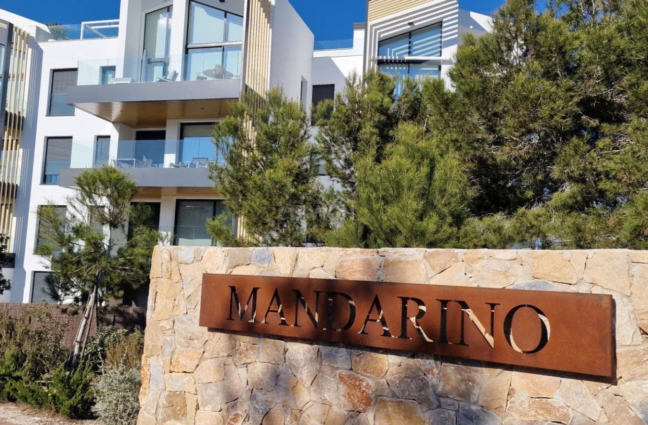 Odsprzedaż - Mieszkanie w bloku - Orihuela - Las Colinas Golf