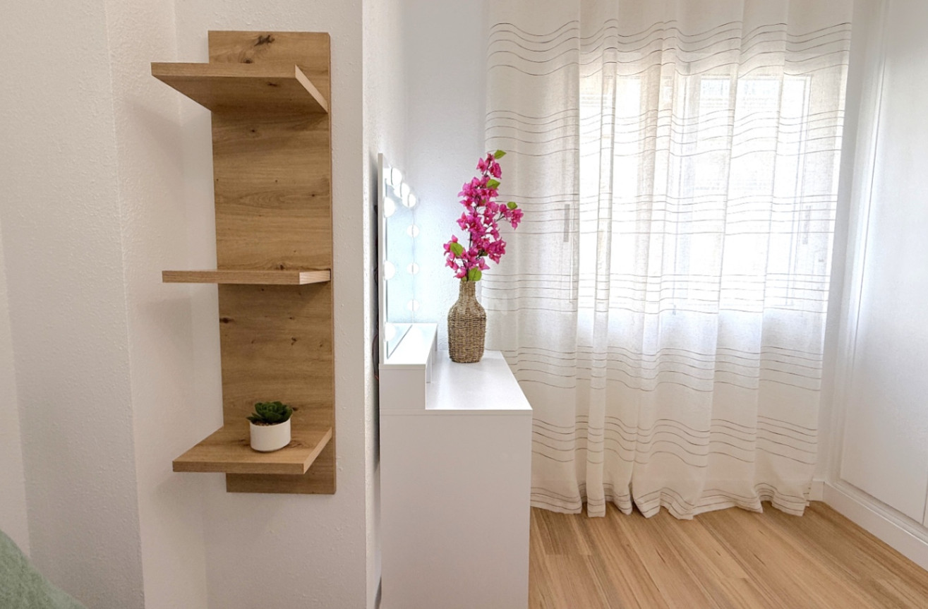 Odsprzedaż - Mieszkanie w bloku - Torrevieja - Costa Blanca