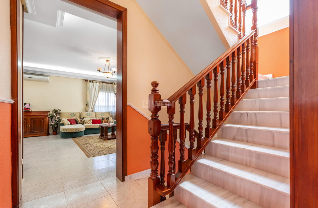 Odsprzedaż - Villa - Rojales - Pueblo Bravo