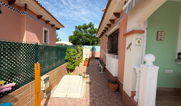 Odsprzedaż - Villa - Los Montesinos - Costa Blanca