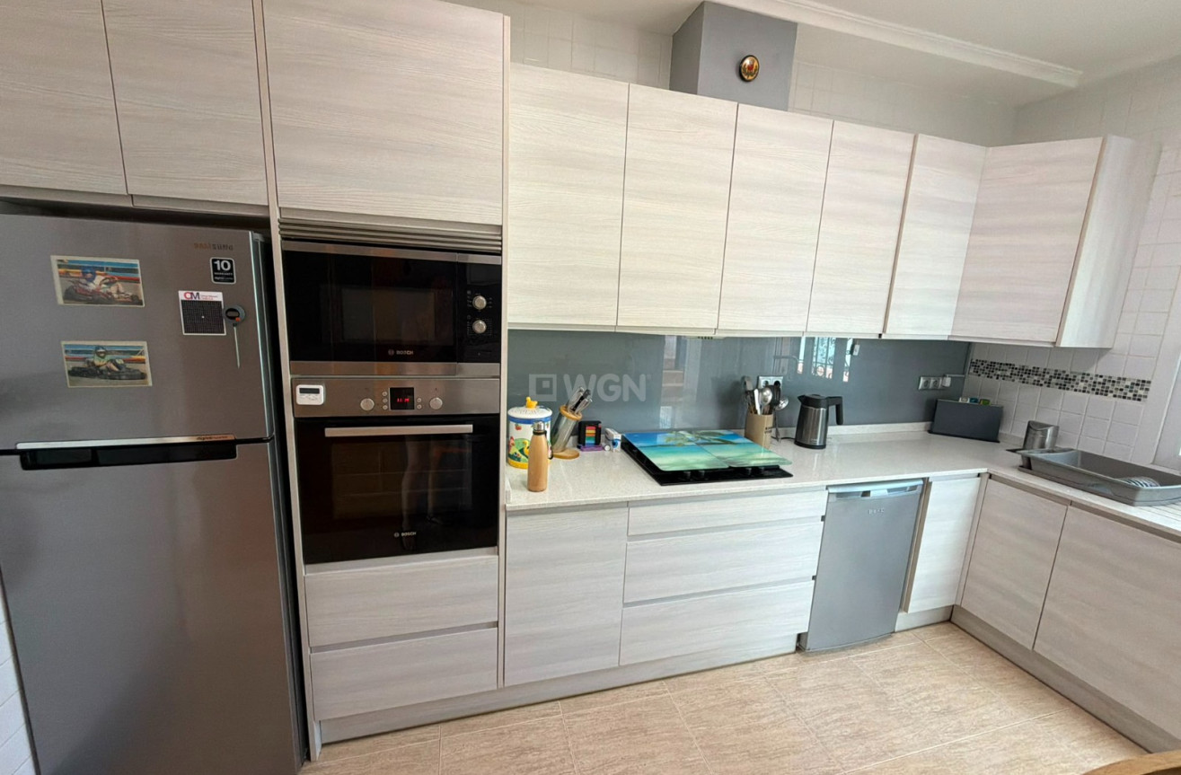 Odsprzedaż - Villa - Los Montesinos - Costa Blanca
