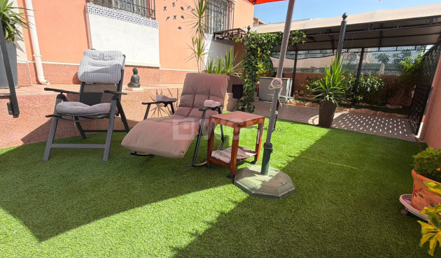 Odsprzedaż - Villa - Los Montesinos - Costa Blanca