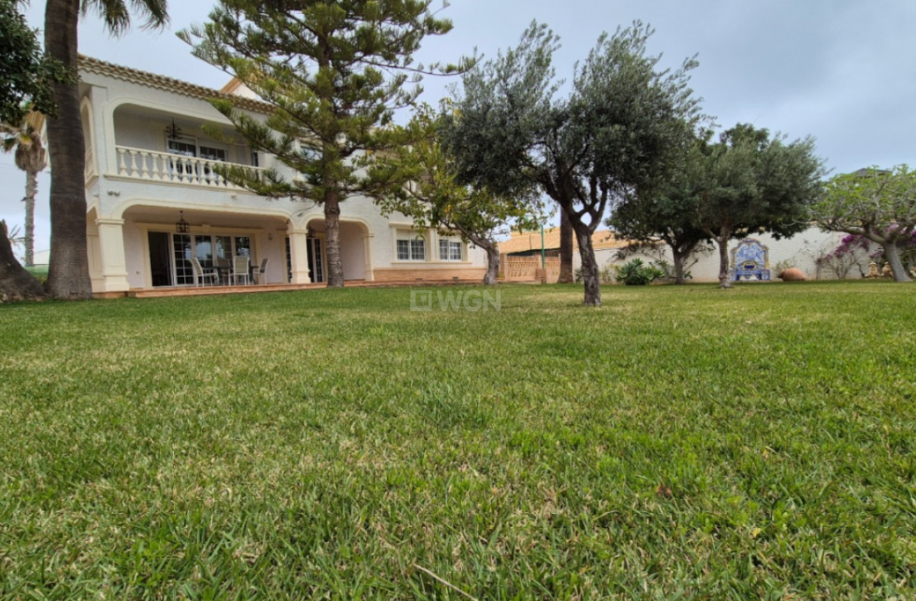Odsprzedaż - Villa - Orihuela - Inland
