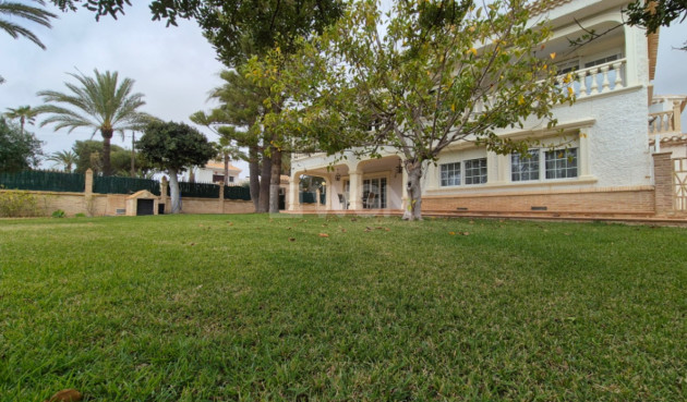 Odsprzedaż - Villa - Orihuela - Inland