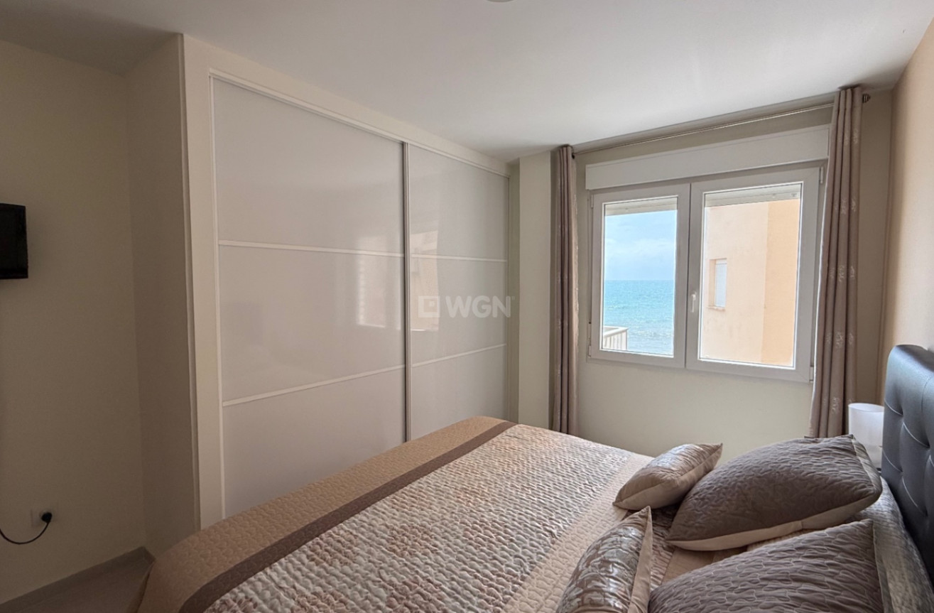 Odsprzedaż - Mieszkanie w bloku - Torrevieja - Costa Blanca