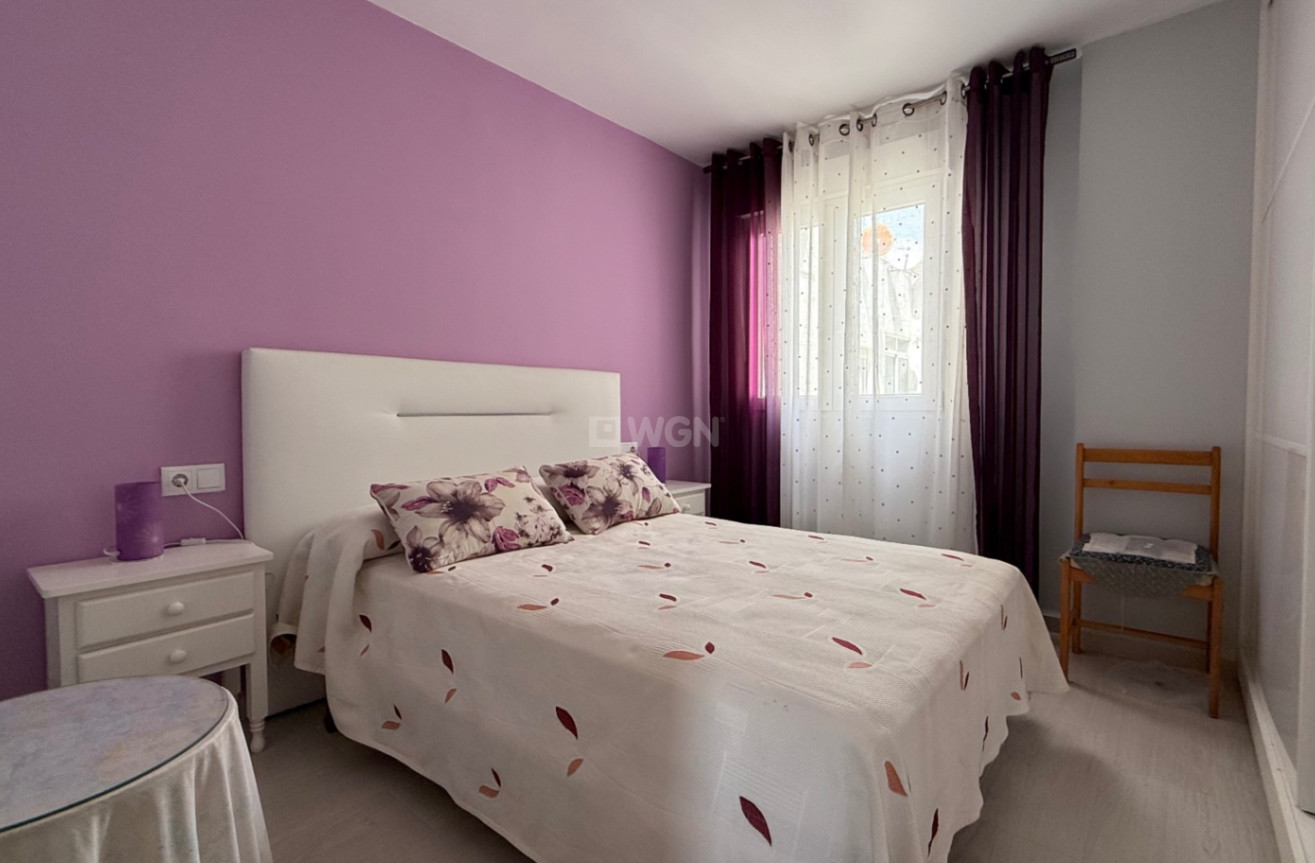 Odsprzedaż - Mieszkanie w bloku - Torrevieja - Costa Blanca