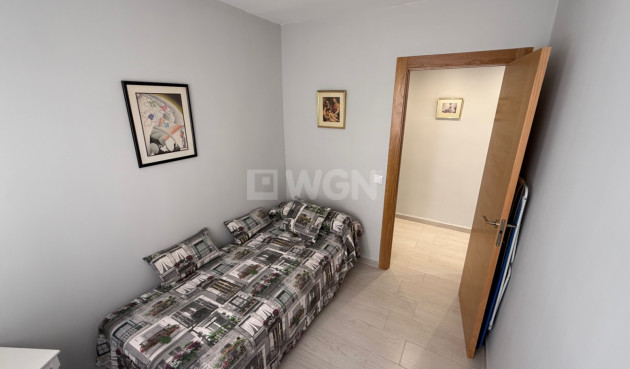 Odsprzedaż - Mieszkanie w bloku - Torrevieja - Costa Blanca
