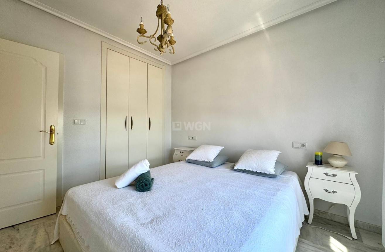 Odsprzedaż - Mieszkanie w bloku - Orihuela Costa - Costa Blanca