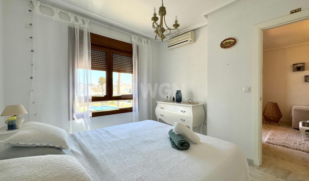 Odsprzedaż - Mieszkanie w bloku - Orihuela Costa - Costa Blanca