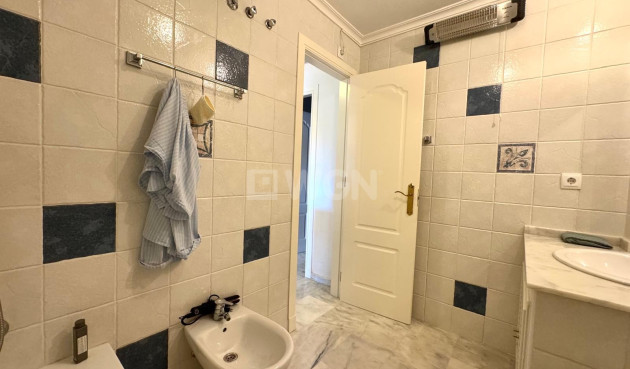 Odsprzedaż - Mieszkanie w bloku - Orihuela Costa - Costa Blanca