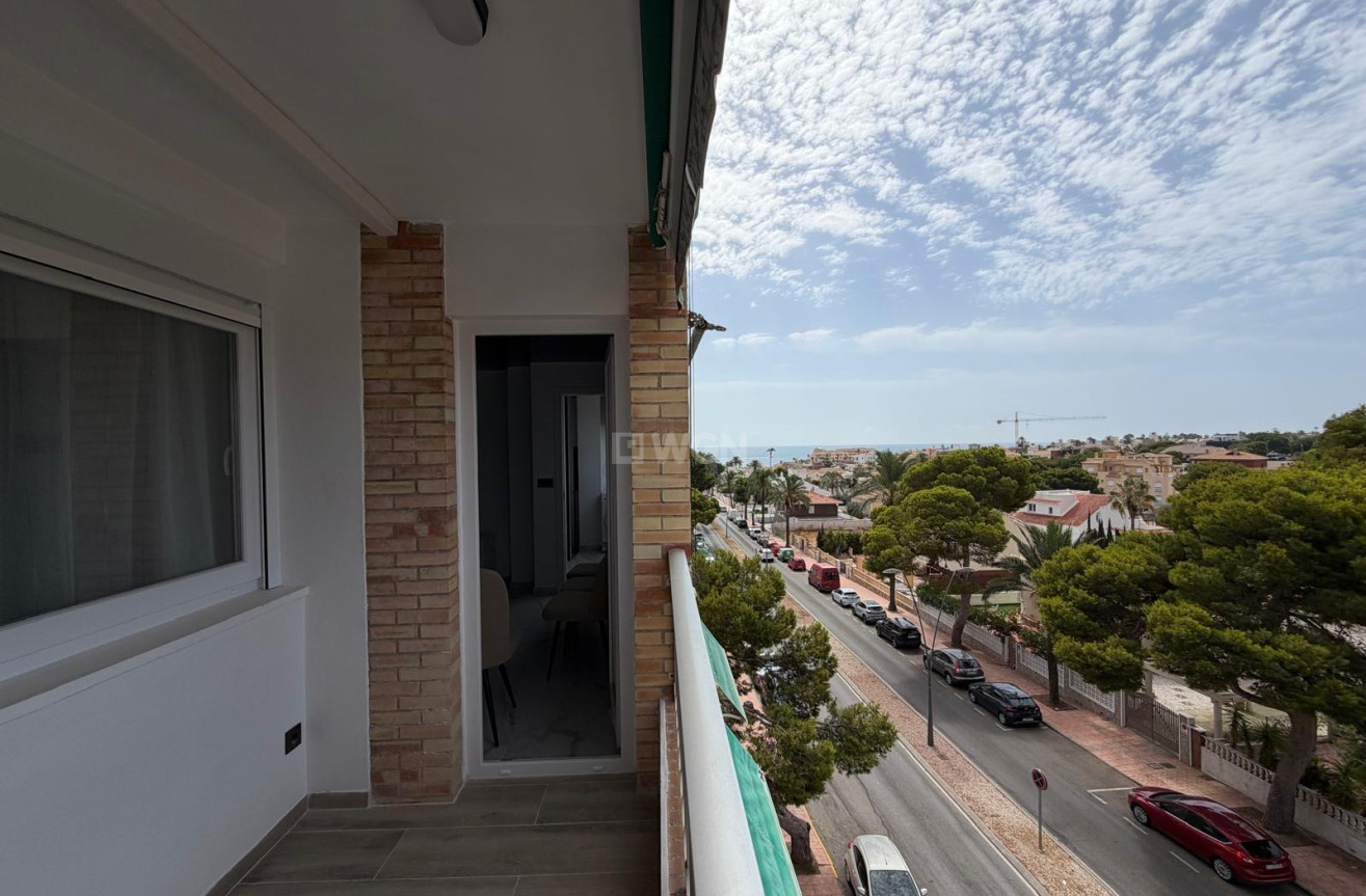 Odsprzedaż - Mieszkanie w bloku - Orihuela Costa - La Zenia