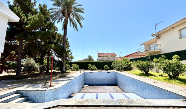 Odsprzedaż - Villa - Santiago de la ribera - Costa Calida