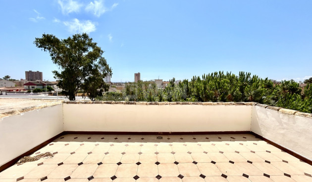 Odsprzedaż - Villa - Santiago de la ribera - Costa Calida