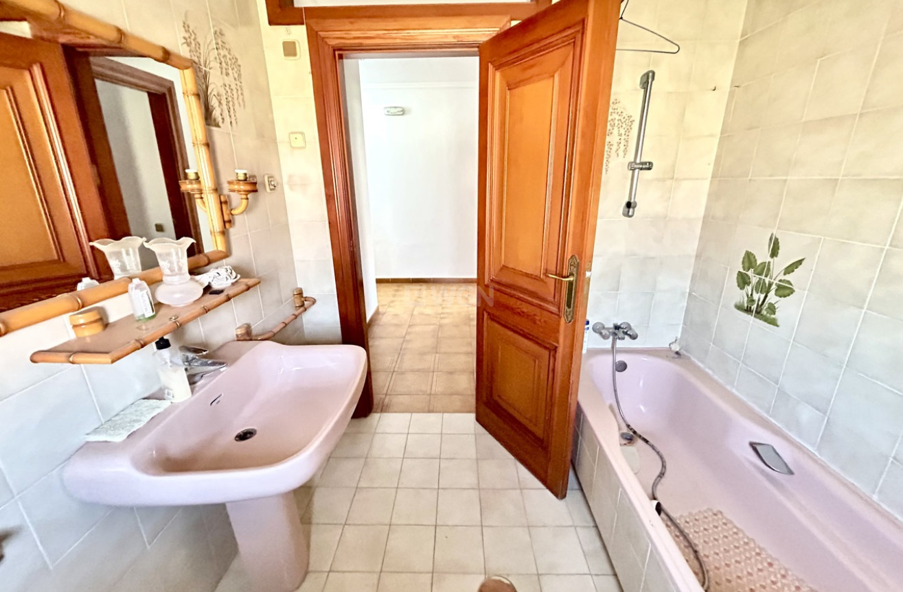 Odsprzedaż - Villa - Santiago de la ribera - Costa Calida