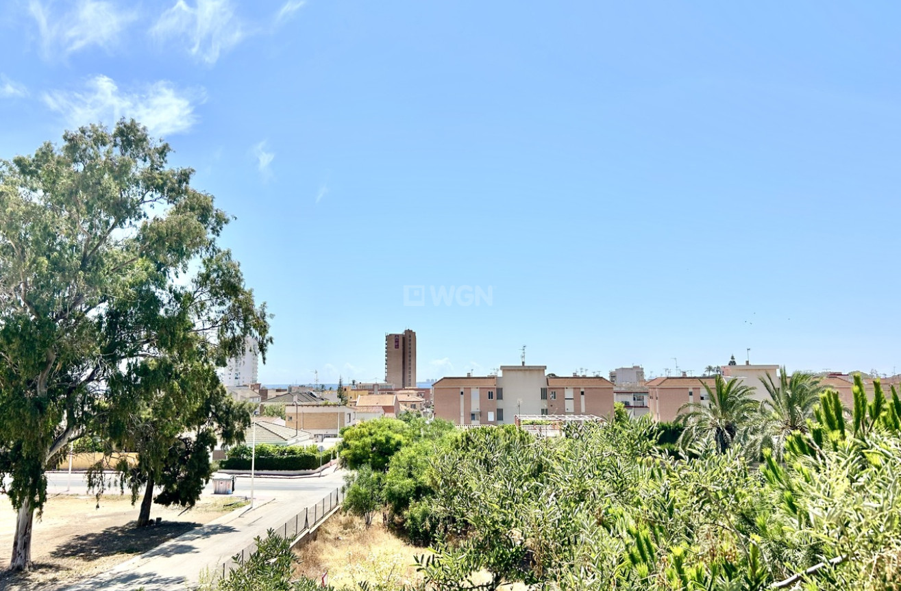 Odsprzedaż - Villa - Santiago de la ribera - Costa Calida