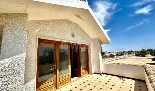 Odsprzedaż - Villa - Santiago de la ribera - Costa Calida