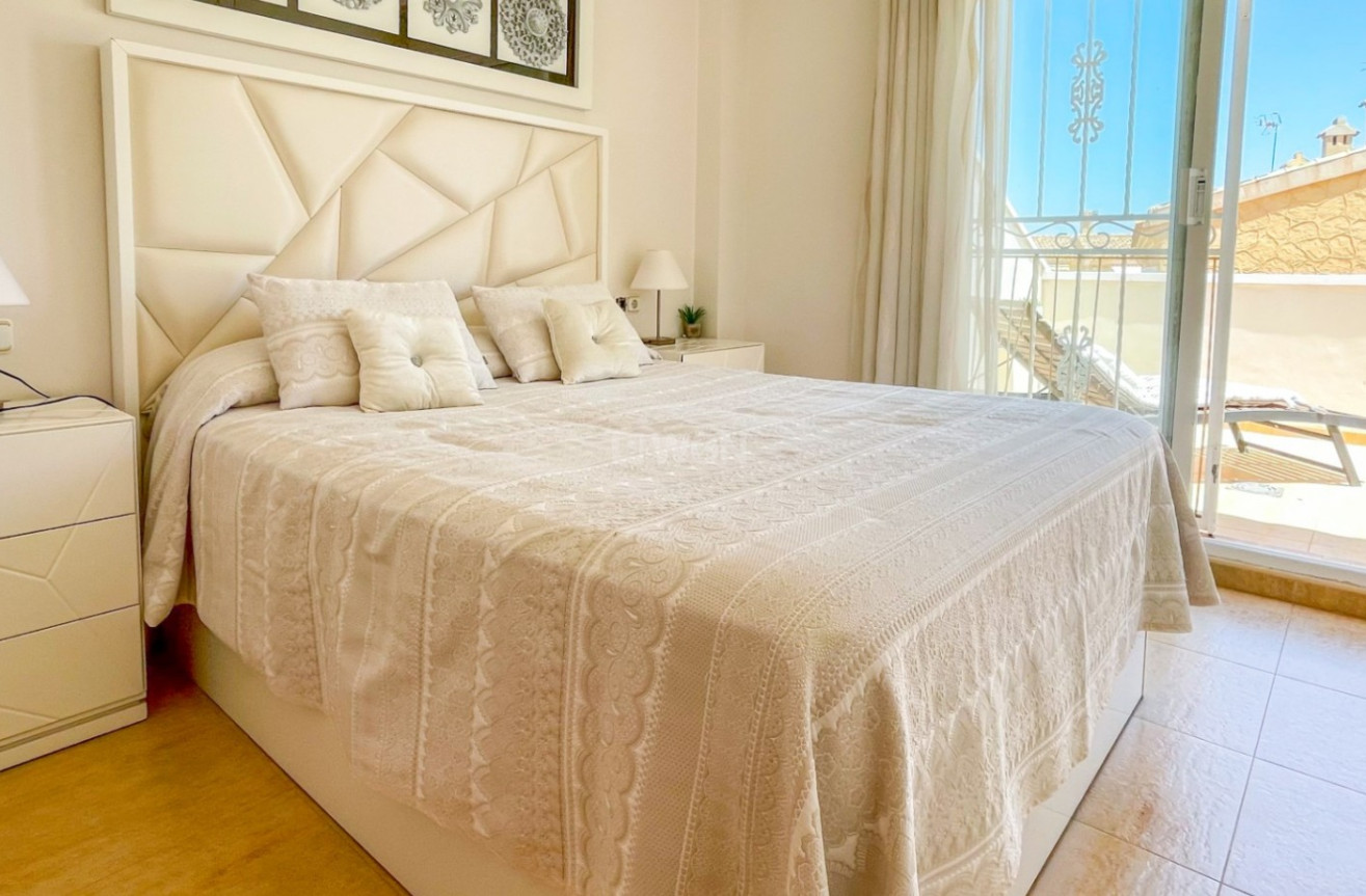 Odsprzedaż - Kamienica - Orihuela Costa - Costa Blanca