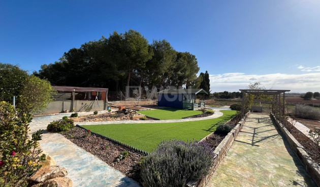 Odsprzedaż - Villa - La Torre Golf Resort - Inland