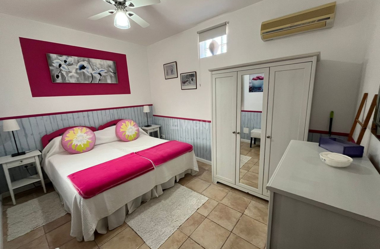 Odsprzedaż - Villa - La Torre Golf Resort - Inland