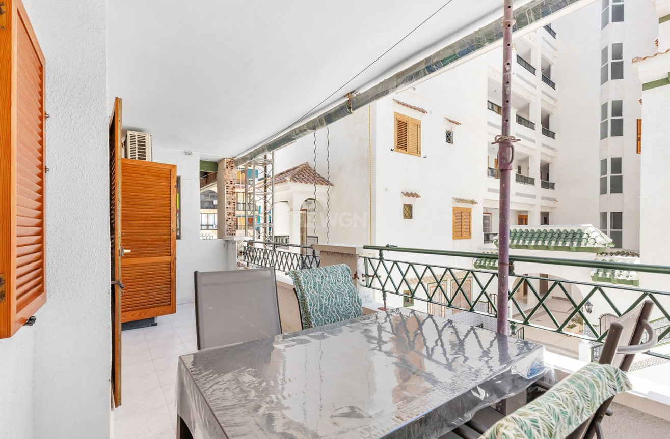 Odsprzedaż - Mieszkanie w bloku - La Mata - Costa Blanca