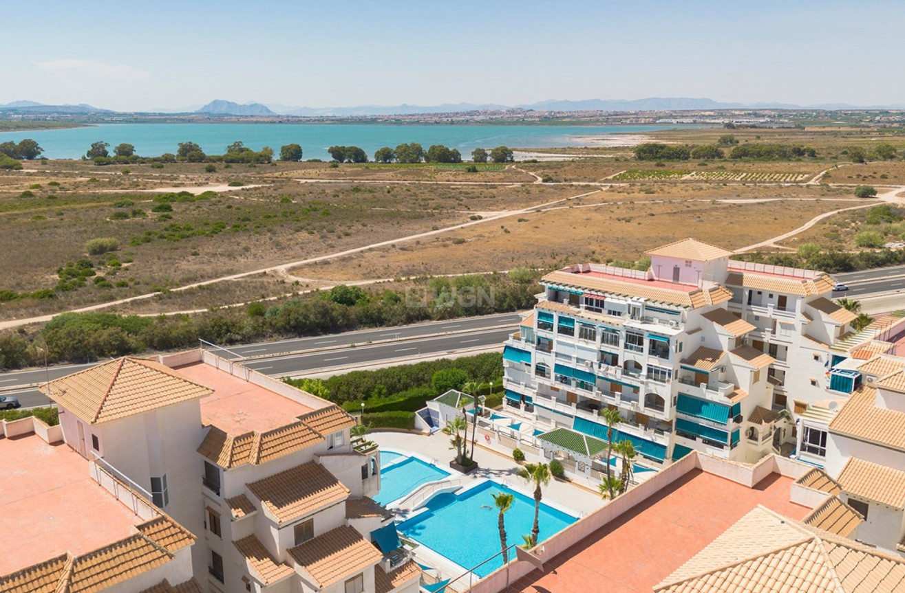 Odsprzedaż - Mieszkanie w bloku - La Mata - Costa Blanca