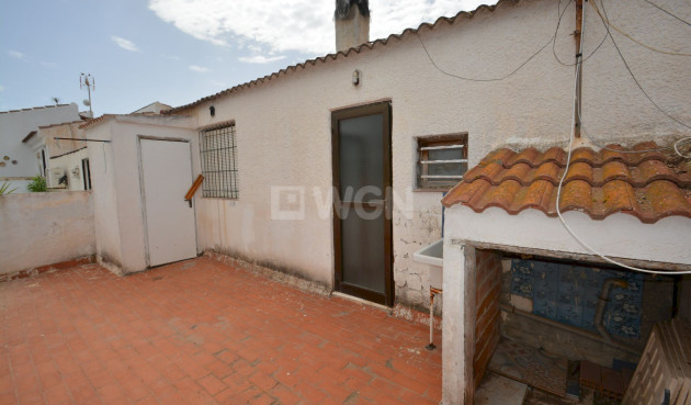 Odsprzedaż - Kamienica - Torrevieja - Costa Blanca