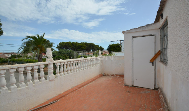 Odsprzedaż - Kamienica - Torrevieja - Costa Blanca