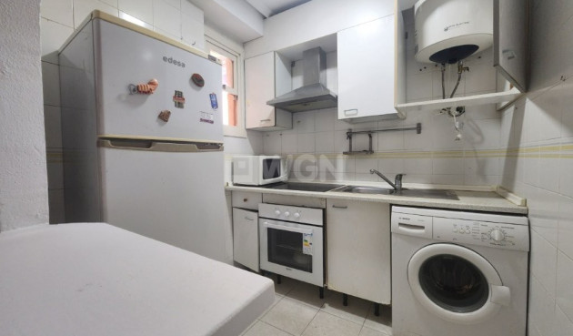 Odsprzedaż - Mieszkanie w bloku - Torrevieja - Costa Blanca