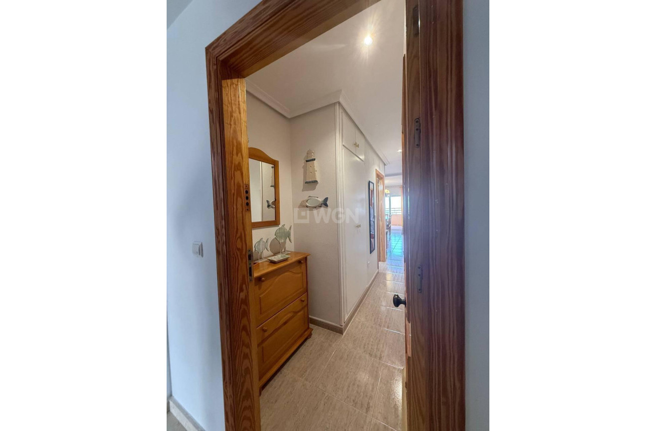 Odsprzedaż - Mieszkanie w bloku - Orihuela Costa - Campoamor