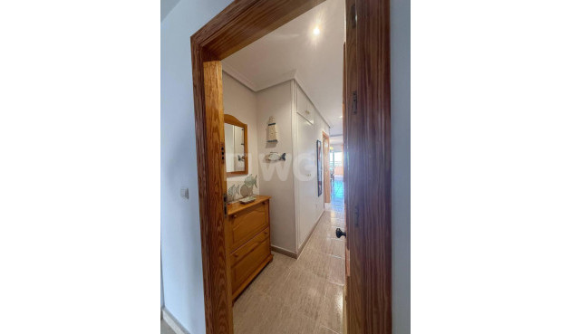 Odsprzedaż - Mieszkanie w bloku - Orihuela Costa - Campoamor