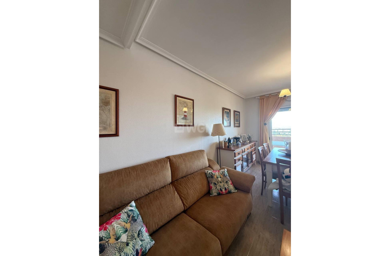 Odsprzedaż - Mieszkanie w bloku - Orihuela Costa - Campoamor