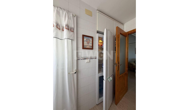 Odsprzedaż - Mieszkanie w bloku - Orihuela Costa - Campoamor