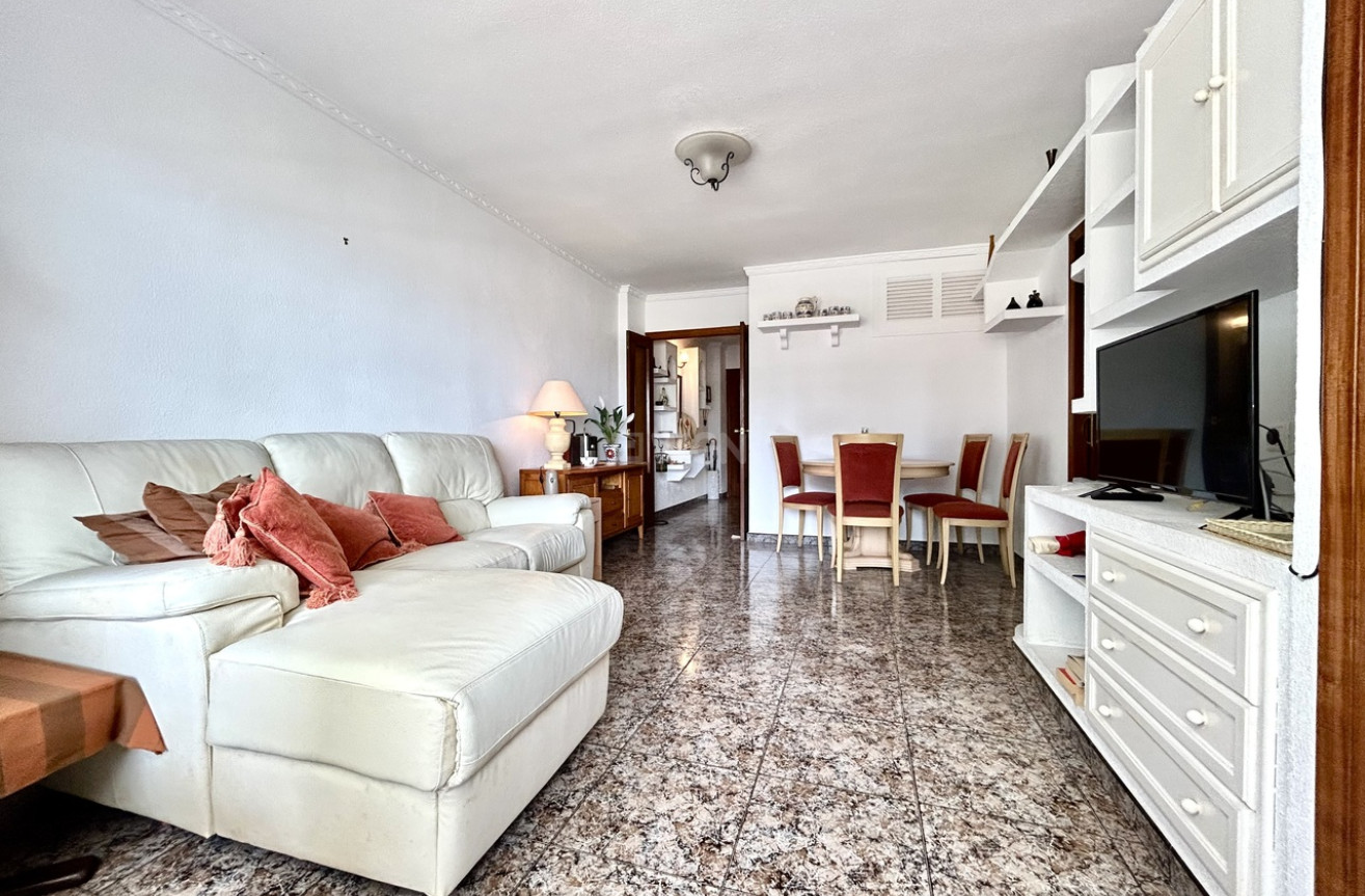 Odsprzedaż - Mieszkanie w bloku - Punta Prima - Costa Blanca