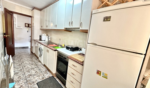 Odsprzedaż - Mieszkanie w bloku - Punta Prima - Costa Blanca
