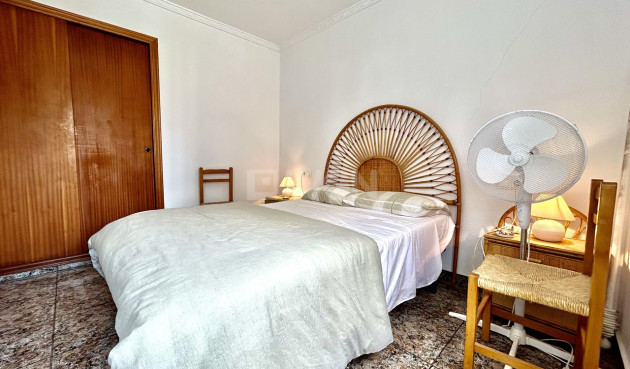 Odsprzedaż - Mieszkanie w bloku - Punta Prima - Costa Blanca