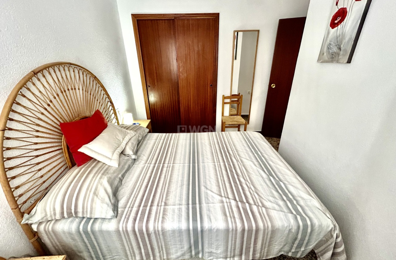Odsprzedaż - Mieszkanie w bloku - Punta Prima - Costa Blanca