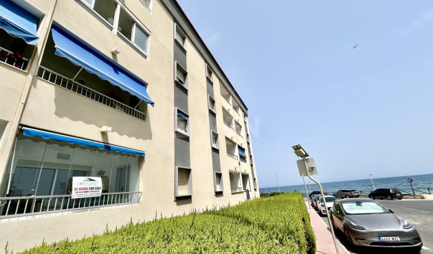 Odsprzedaż - Mieszkanie w bloku - Punta Prima - Costa Blanca