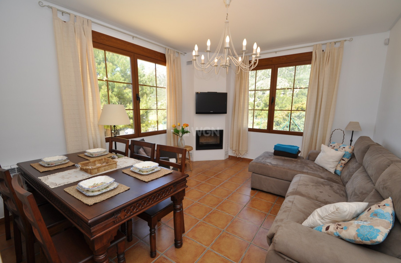 Odsprzedaż - Villa - Castalla - Inland