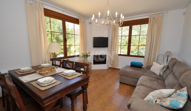 Odsprzedaż - Villa - Castalla - Inland