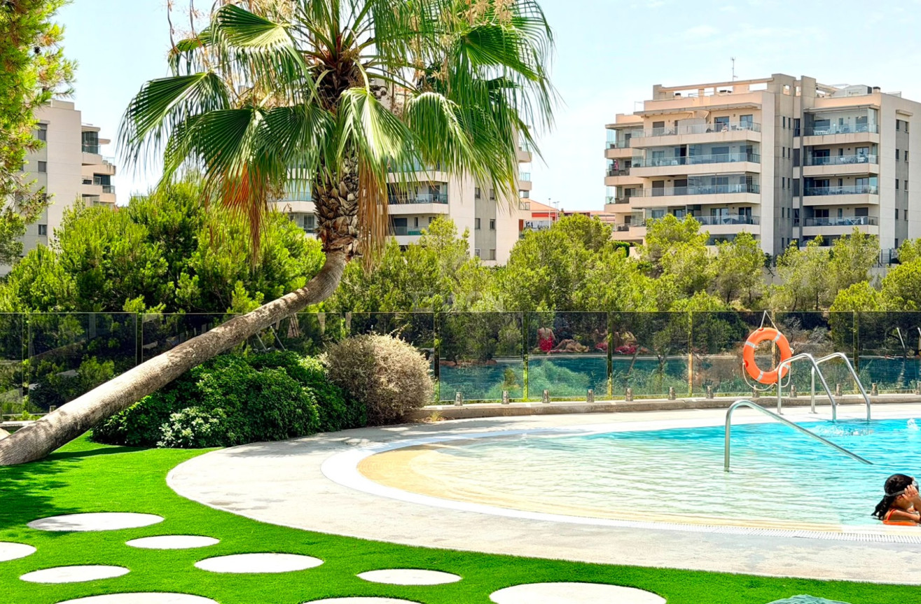 Odsprzedaż - Mieszkanie w bloku - Orihuela Costa - Costa Blanca