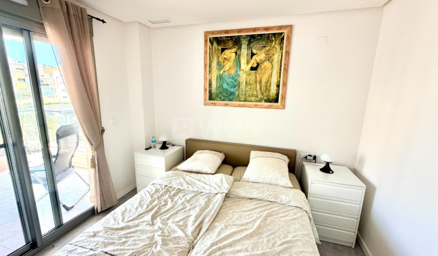Odsprzedaż - Mieszkanie w bloku - Orihuela Costa - Costa Blanca