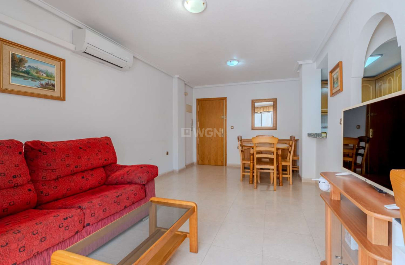 Odsprzedaż - Mieszkanie w bloku - Torrevieja - Costa Blanca