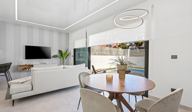 Odsprzedaż - Villa - Orihuela Costa - Costa Blanca