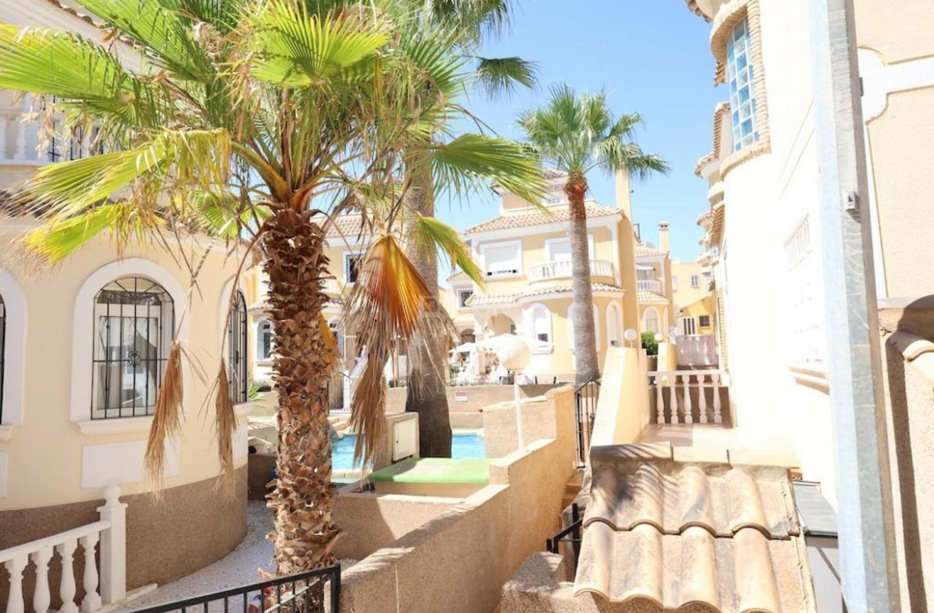 Odsprzedaż - Villa - Villamartin - Costa Blanca