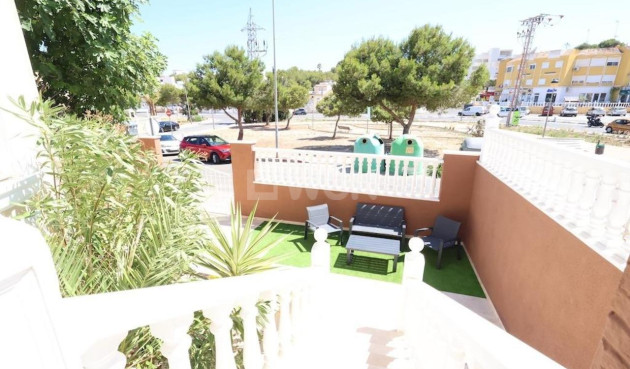Odsprzedaż - Villa - Villamartin - Costa Blanca