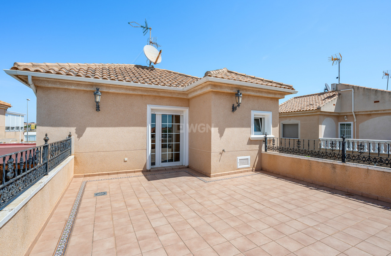 Odsprzedaż - Villa - Torre de la Horadada - Costa Blanca